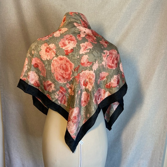 Vintage  Pink & Gray Floral Scarf 100% Silk - Picture 3 of 6